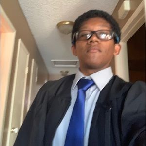 Meet your Posher, Kameron